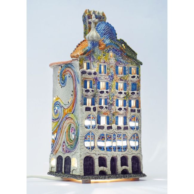 E250N candle house